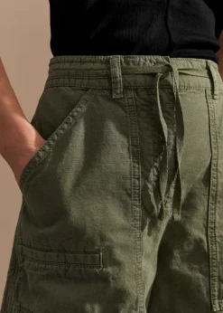 Hot ME+EM Oversized Patch Short + Tie Light Khaki