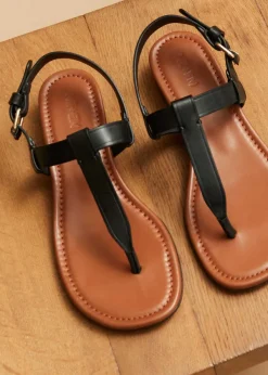 Best ME+EM T-Bar Sandal Black