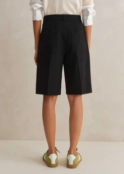 New ME+EM Textured Tailoring Longline Short Black