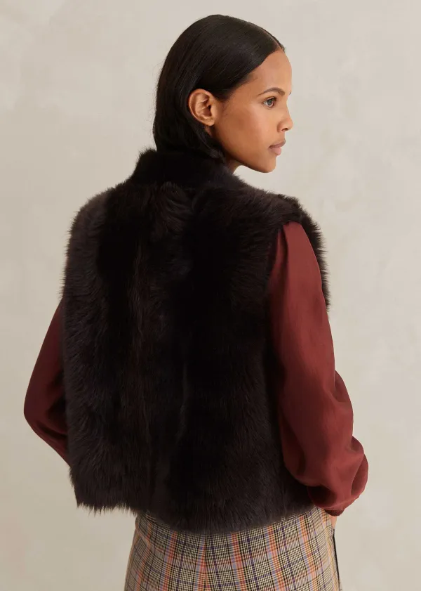 Best ME+EM Toscana Shearling Reversible Cropped Gilet Bitter Chocolate