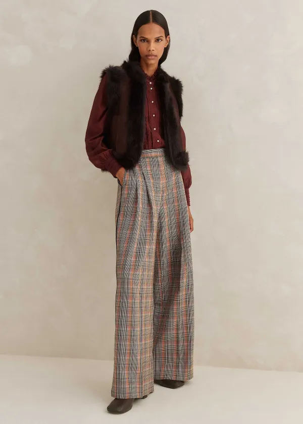 Best ME+EM Toscana Shearling Reversible Cropped Gilet Bitter Chocolate